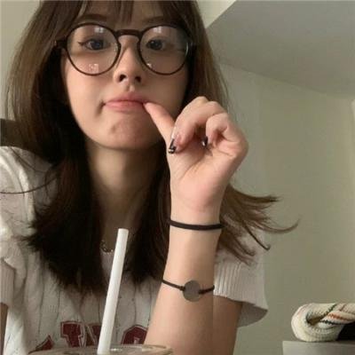 拜托，都要死了，谁还惯着你